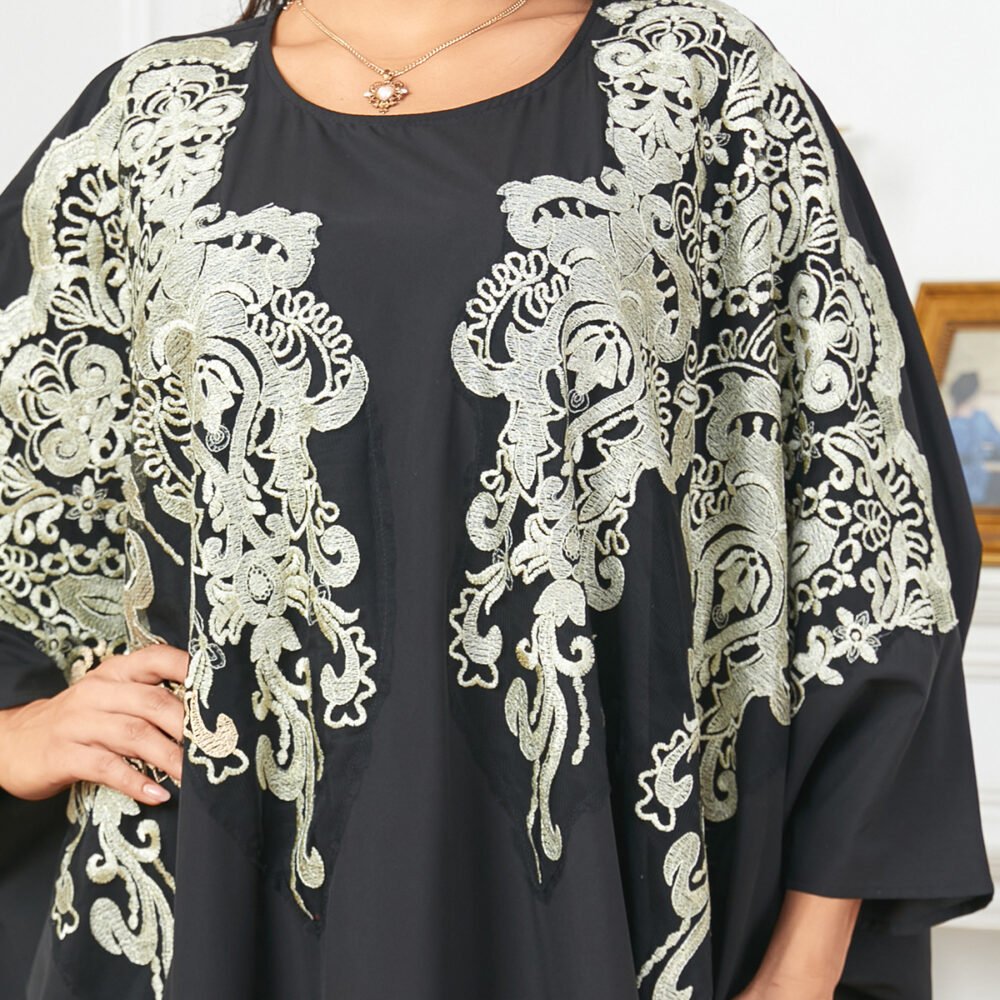 Dolman Sleeve Embroidered Traditional Muslim Kaftan