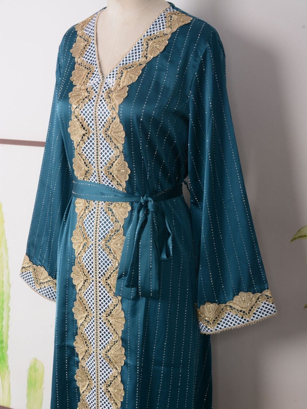 Sequnis Embroidery Green Belted Kaftan Dress