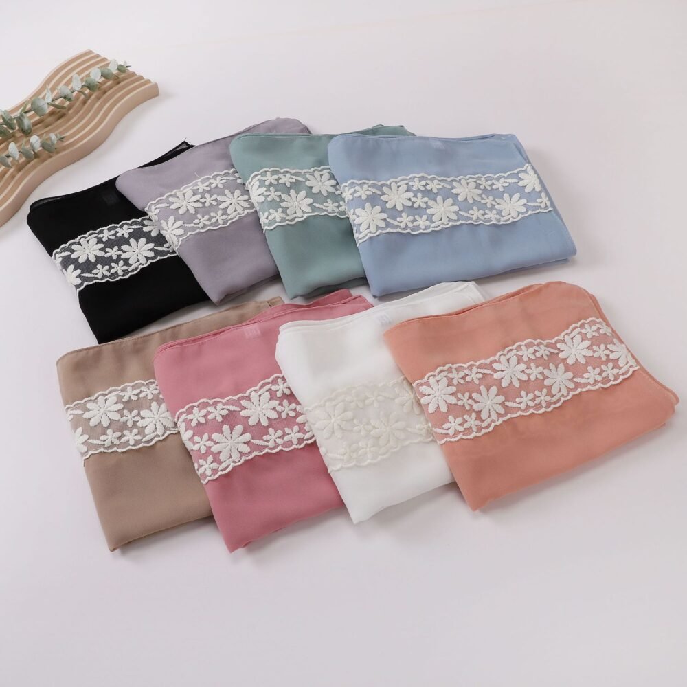 Lace Trim Muslim Women Headscarf Chiffon Hijab