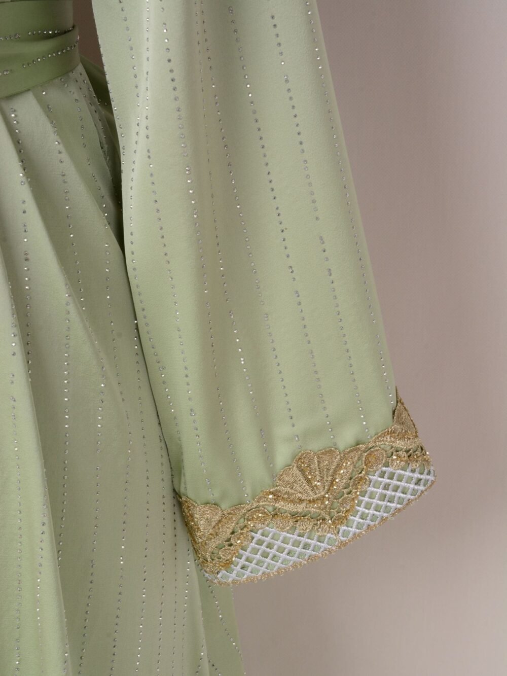 Sequnis Embroidery Green Belted Kaftan Dress